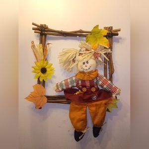 Scarecrow Hanging Square